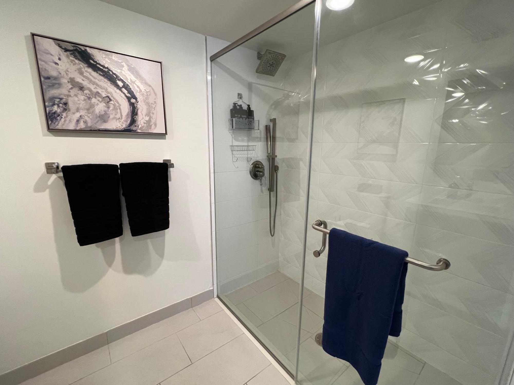 Century Cozy 2 Bedroom 4 Sleeps Crib W Parking 505 Apartamento *