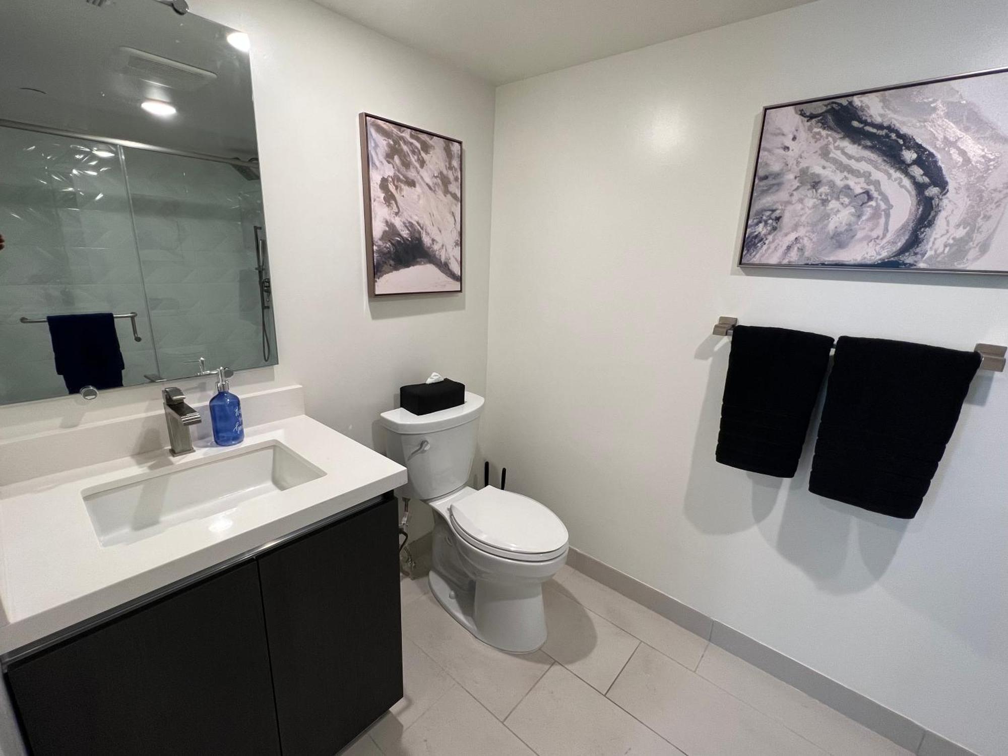 Century Cozy 2 Bedroom 4 Sleeps Crib W Parking 505 Los Ángeles