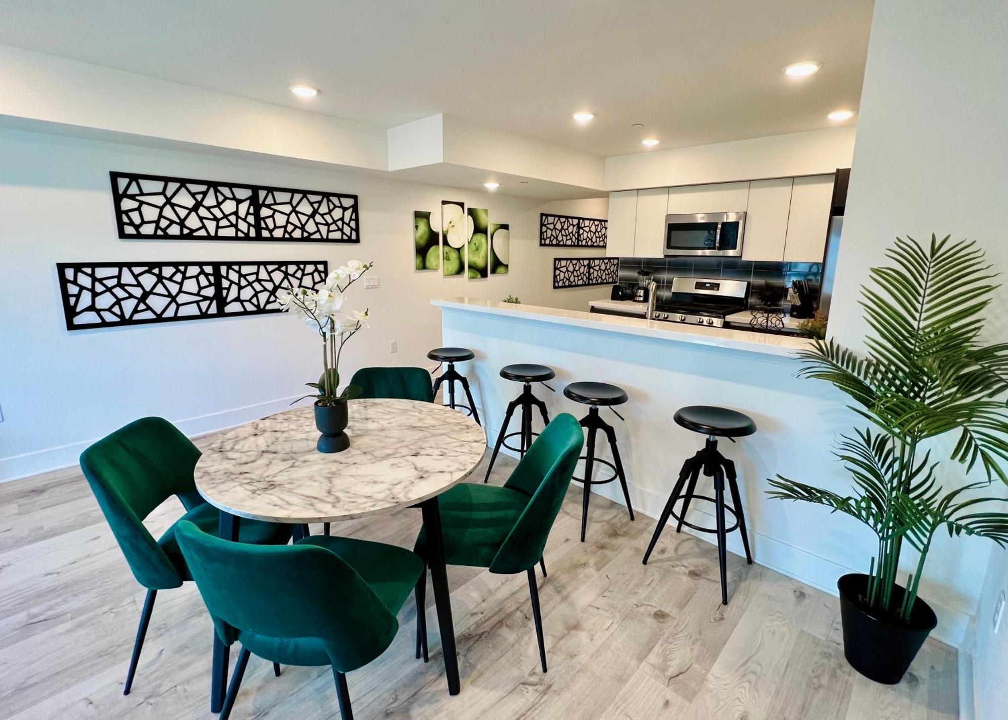 Century Cozy 2 Bedroom 4 Sleeps Crib W Parking 505 Apartamento Los Ángeles
