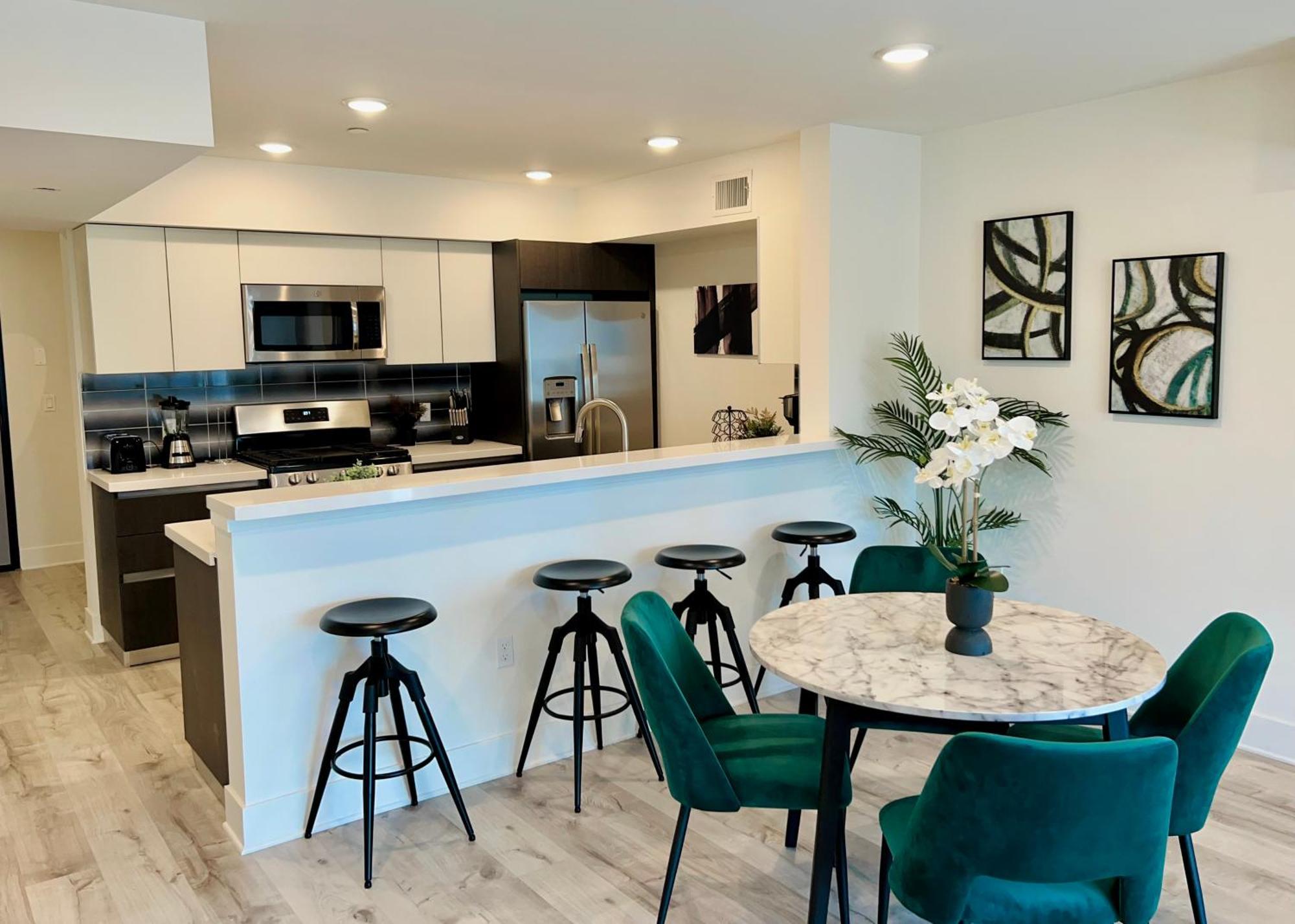 Century Cozy 2 Bedroom 4 Sleeps Crib W Parking 505 Apartamento Los Ángeles