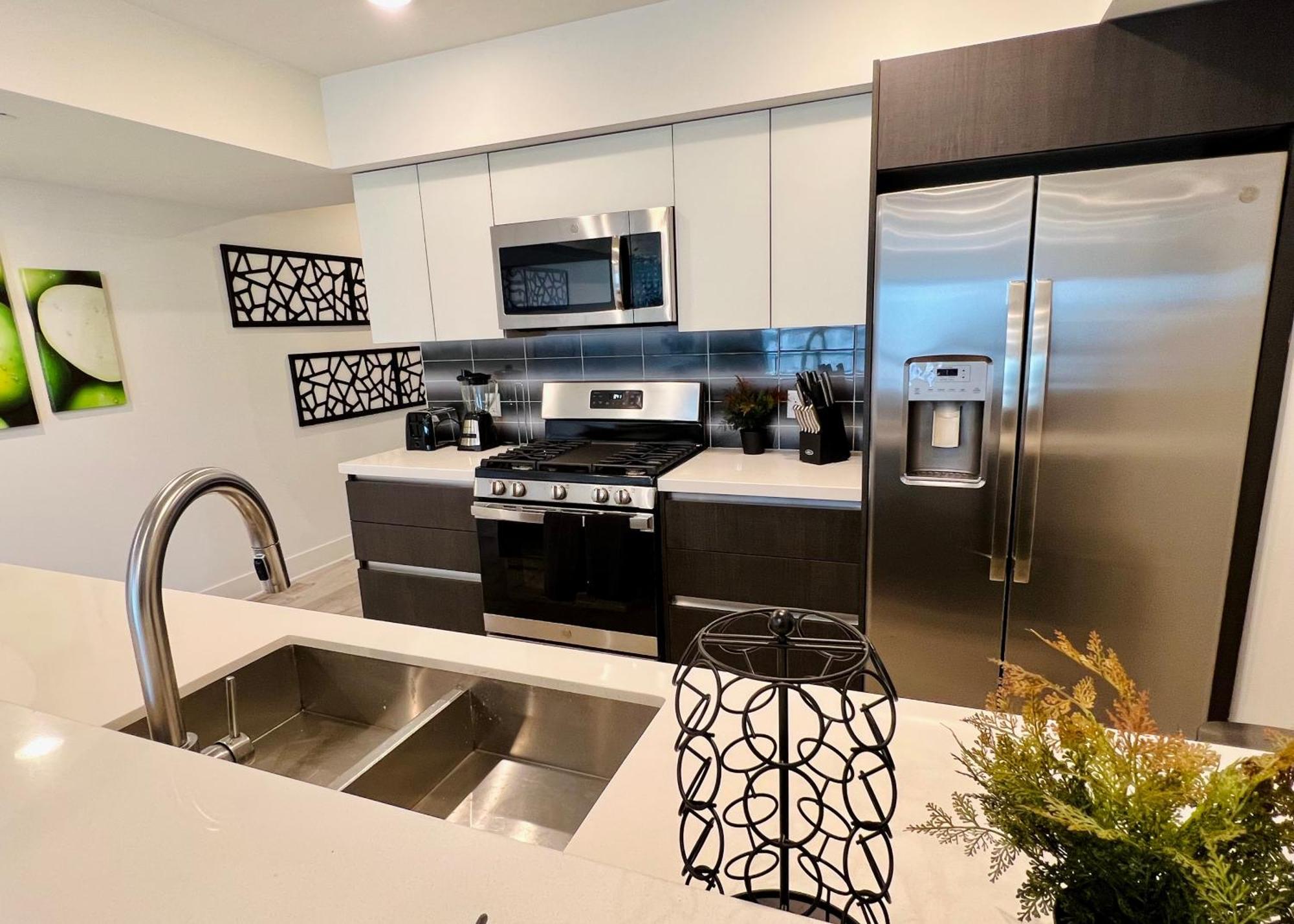 Century Cozy 2 Bedroom 4 Sleeps Crib W Parking 505 * Los Ángeles
